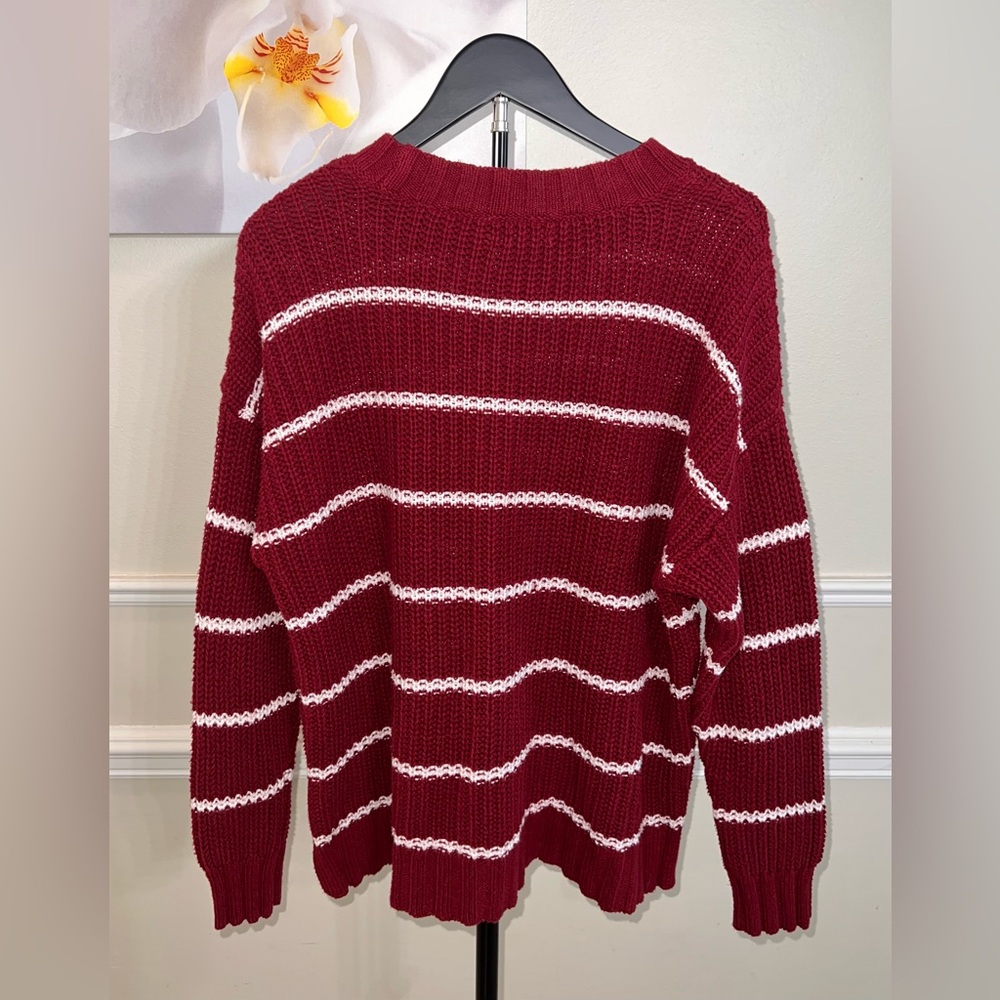American Eagle Outfitters Chunky Knit Striped Crewneck Sweater! Size Medium. - Picture 4 of 11